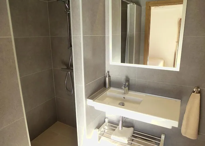 Rurales Entre Fuentes Apartment *